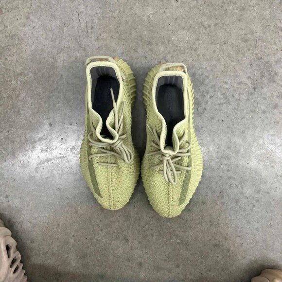 adidas Yeezy Boost 350 V2 Sulfur FY5346 Men Size 9 Worn Once No Original Box - Picture 4 of 10